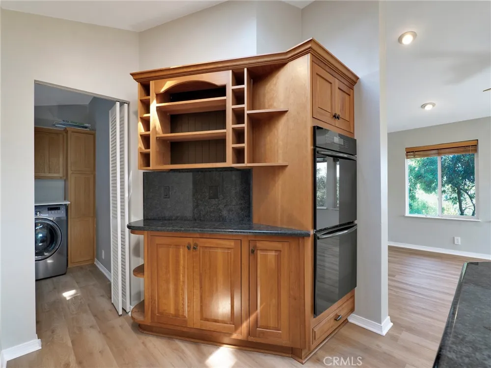 126 Pueblo Lane Topanga, CA 90290