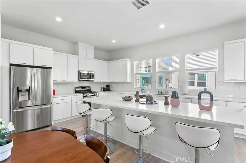 1690 S Lewis Street Anaheim, CA 92805