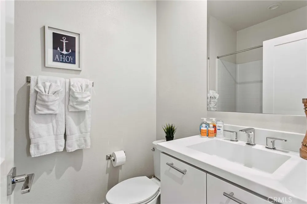 1690 S Lewis Street Anaheim, CA 92805