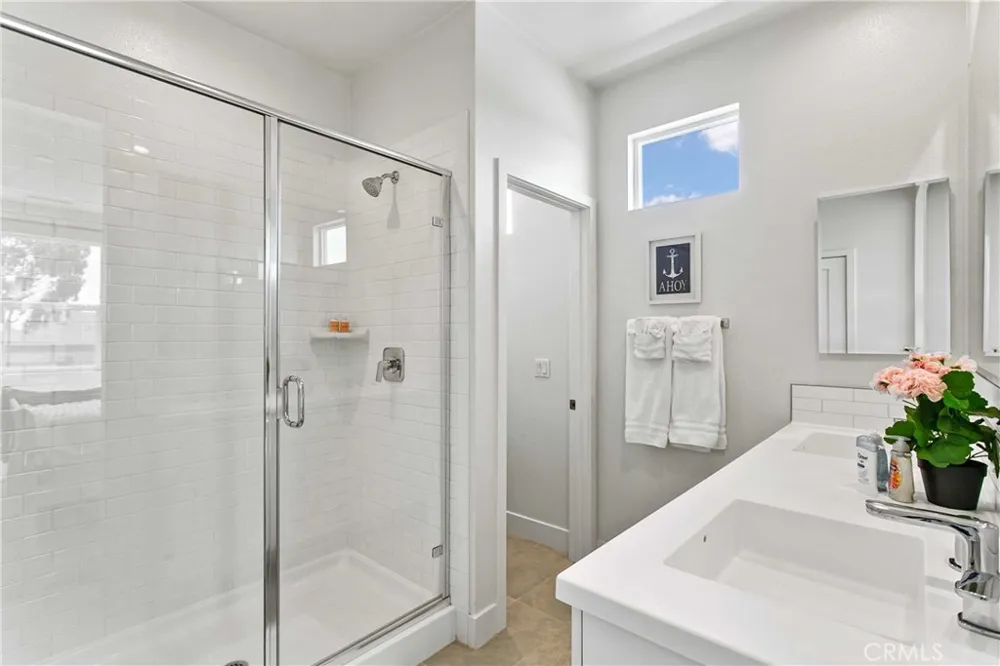 1690 S Lewis Street Anaheim, CA 92805