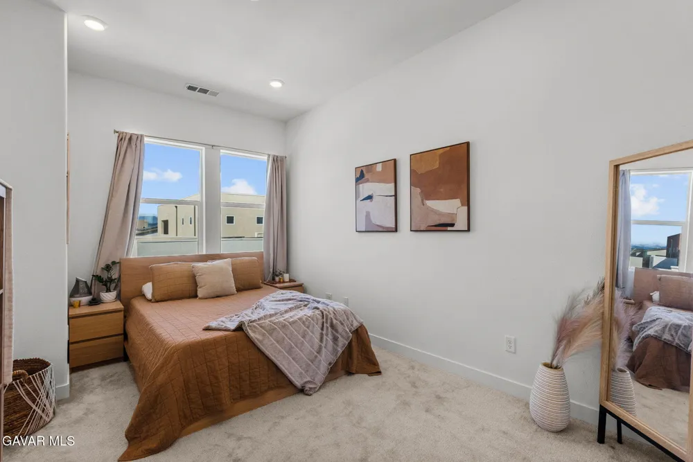 27466 Mercantile Court #Unit 303 Valencia, CA 91381
