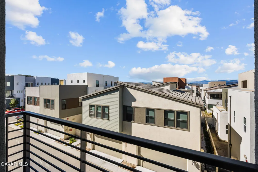 27466 Mercantile Court #Unit 303 Valencia, CA 91381