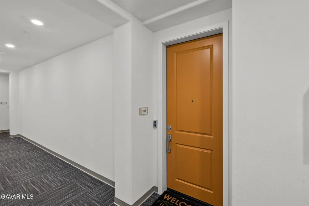 27466 Mercantile Court #Unit 303 Valencia, CA 91381