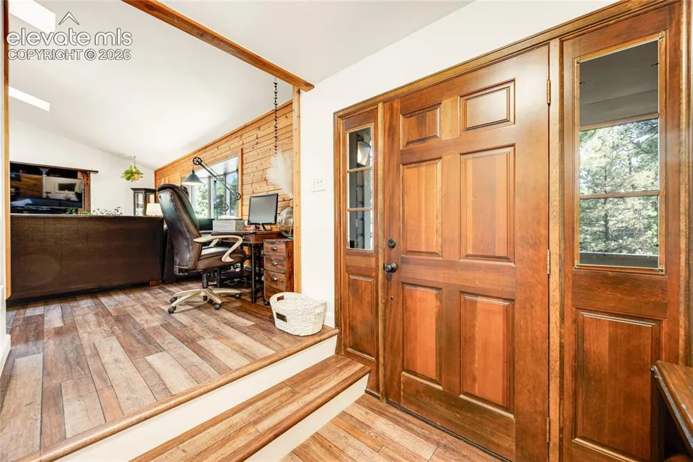 545 Tenderfoot Drive Larkspur, CO 80118
