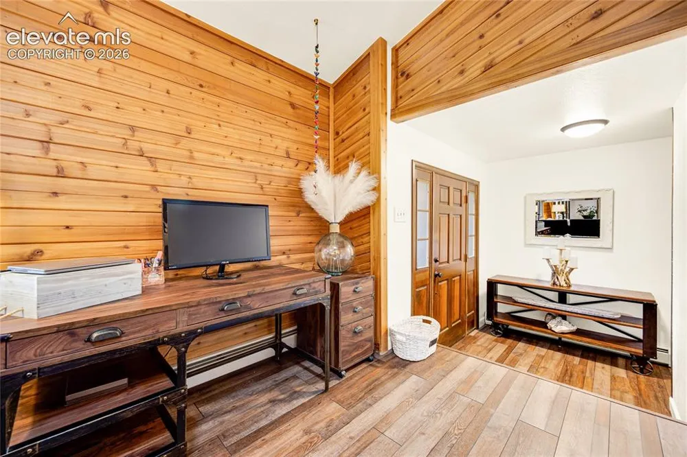 545 Tenderfoot Drive Larkspur, CO 80118
