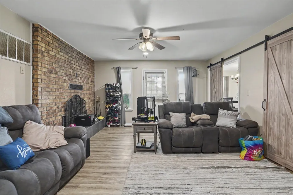 6331 S 126th WestAvenue Sapulpa, OK 74066