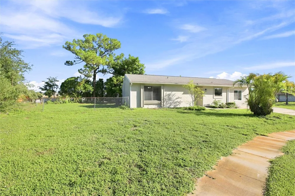 5799 FRAN COURT North Port, FL 34287