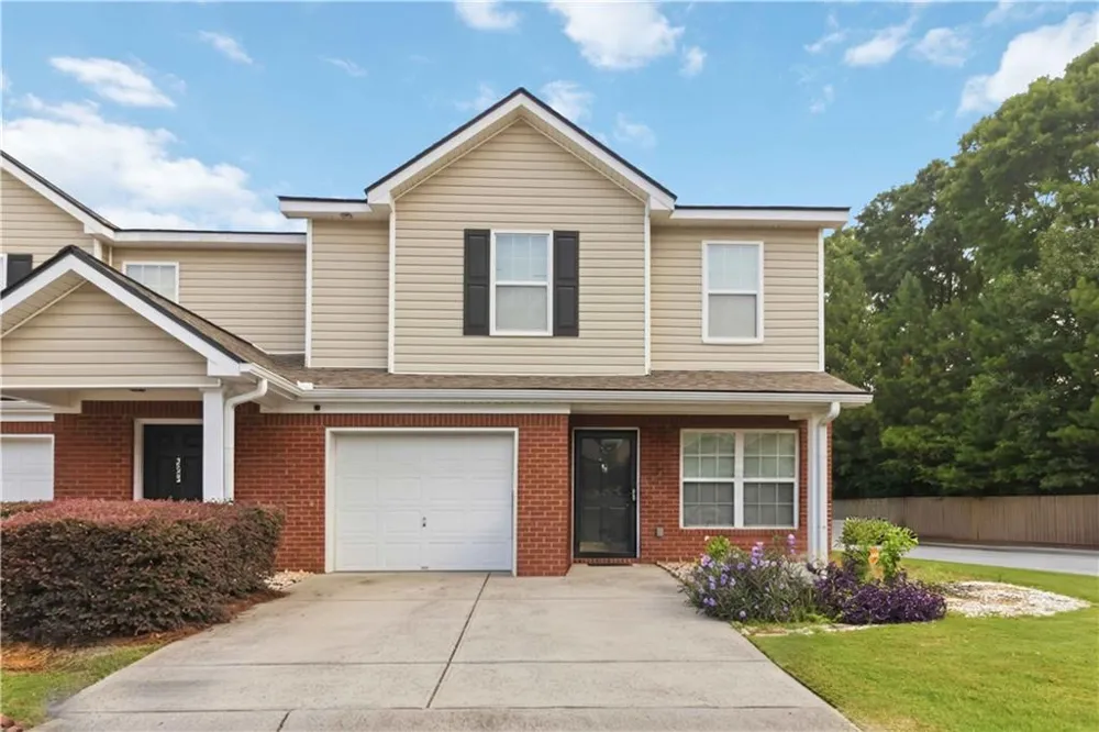 342 Tara Commons Circle Loganville, GA 30052