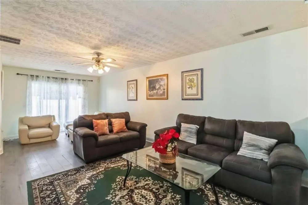 342 Tara Commons Circle Loganville, GA 30052