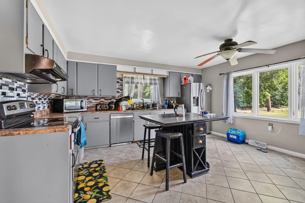2807 McCain Road Summit Township, MI 49203