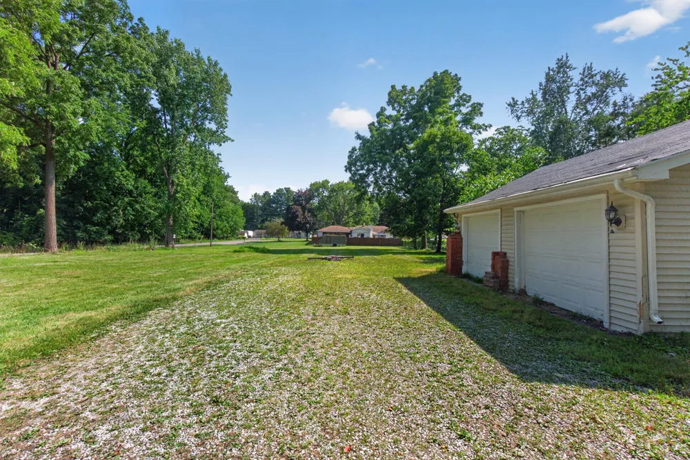 2807 McCain Road Summit Township, MI 49203