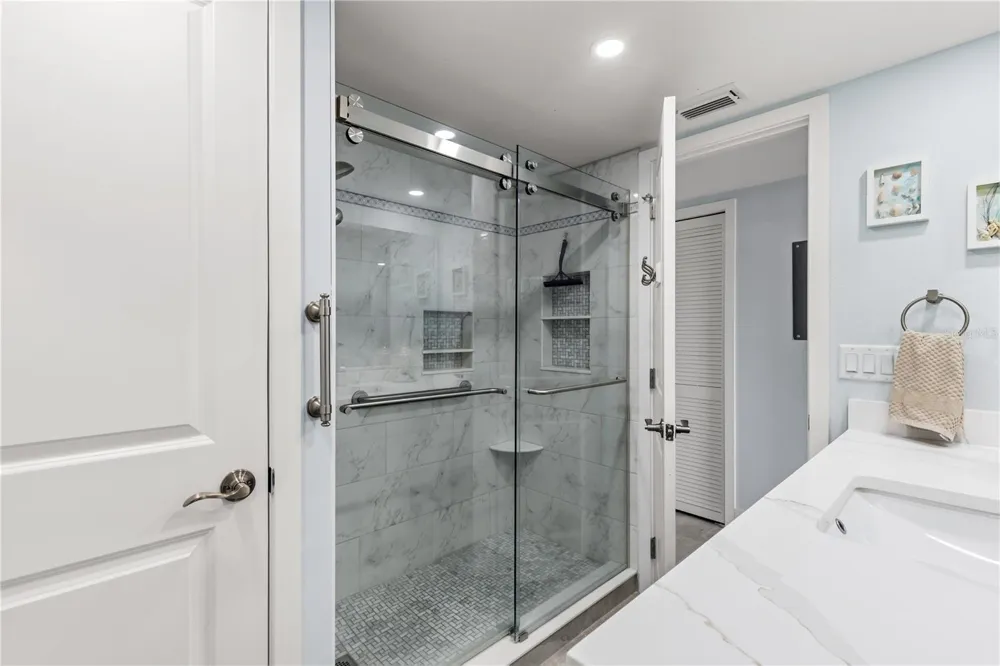 1 WINDRUSH BOULEVARD #63 Indian Rocks Beach, FL 33785
