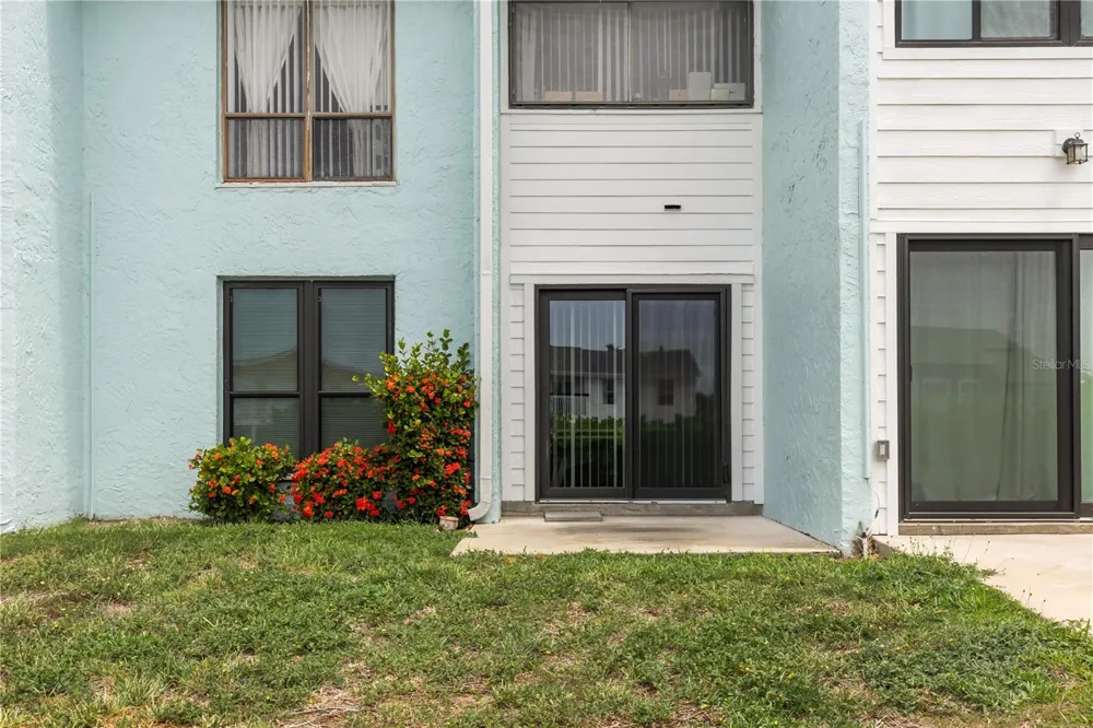 1 WINDRUSH BOULEVARD #63 Indian Rocks Beach, FL 33785