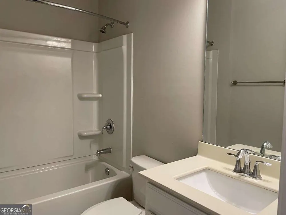 2415 Matlin WAY Buford, GA 30519