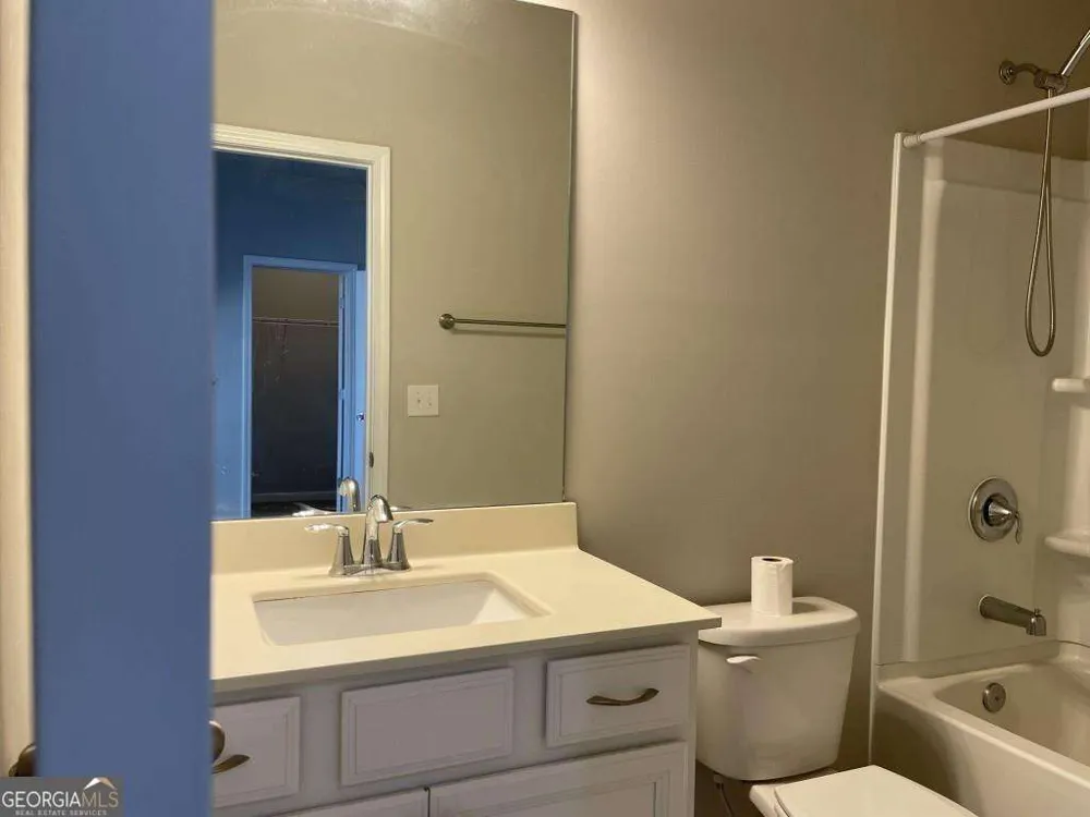 2415 Matlin WAY Buford, GA 30519