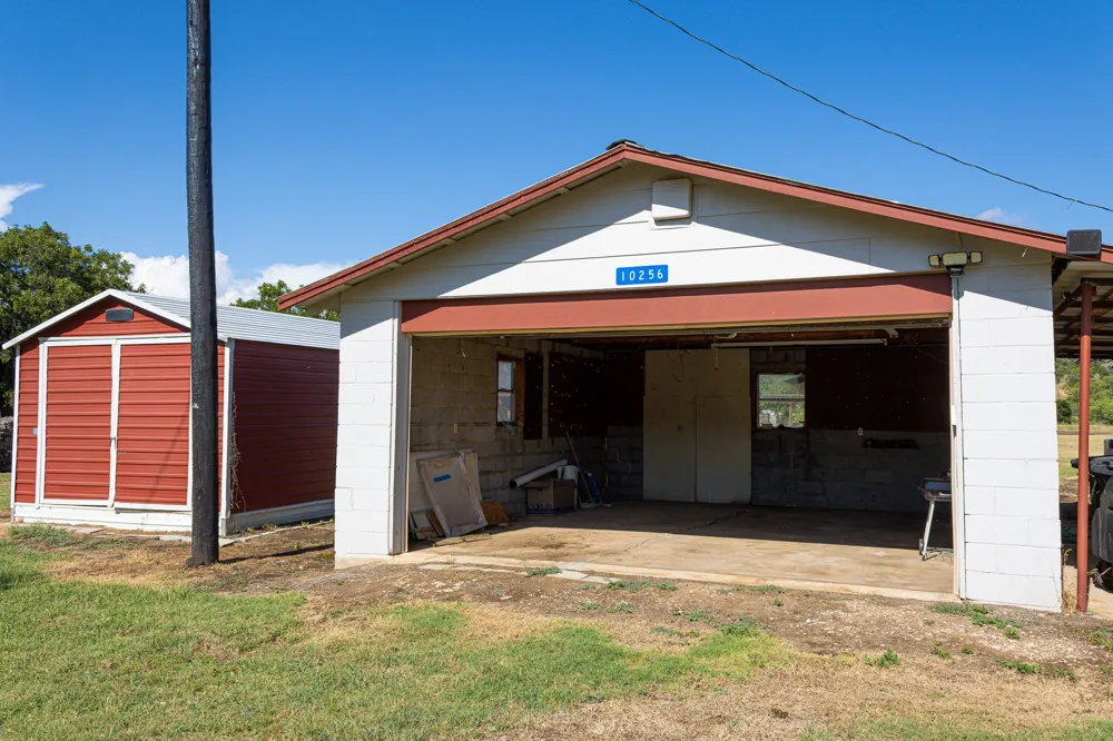 10256 FM 1852 Breckenridge, TX 76424