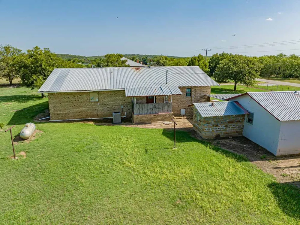10256 FM 1852 Breckenridge, TX 76424