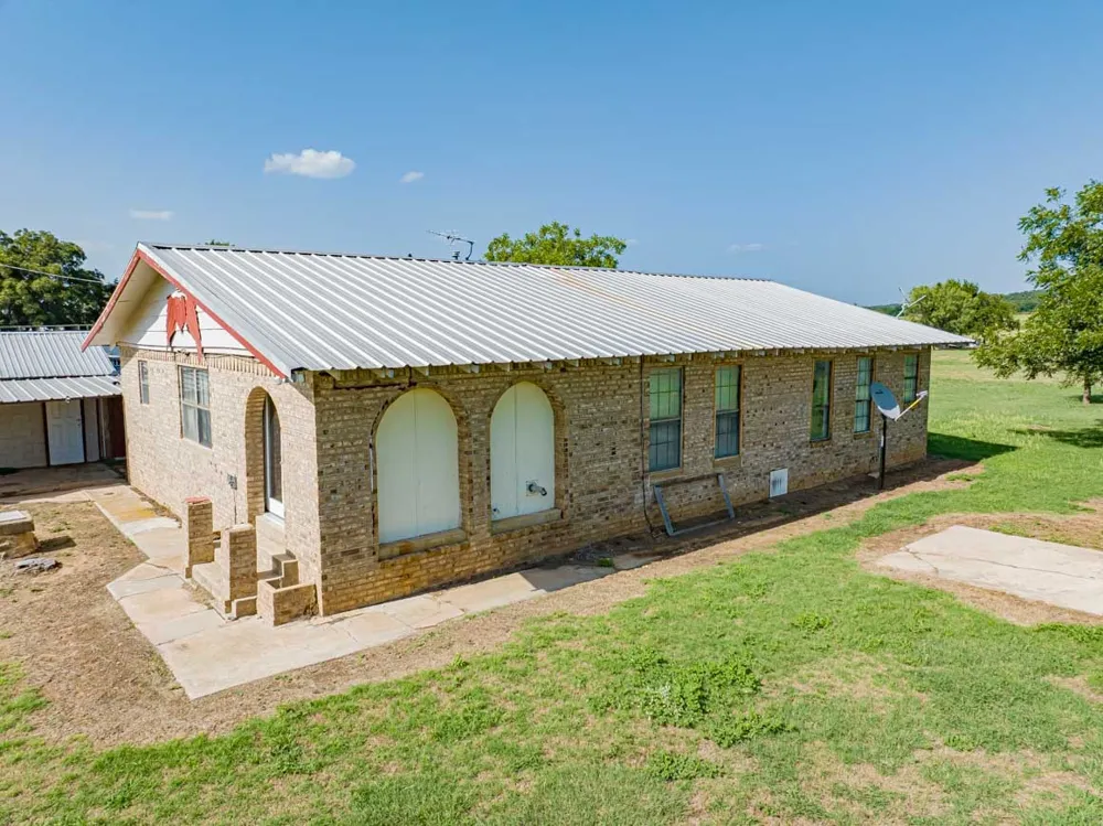 10256 FM 1852 Breckenridge, TX 76424