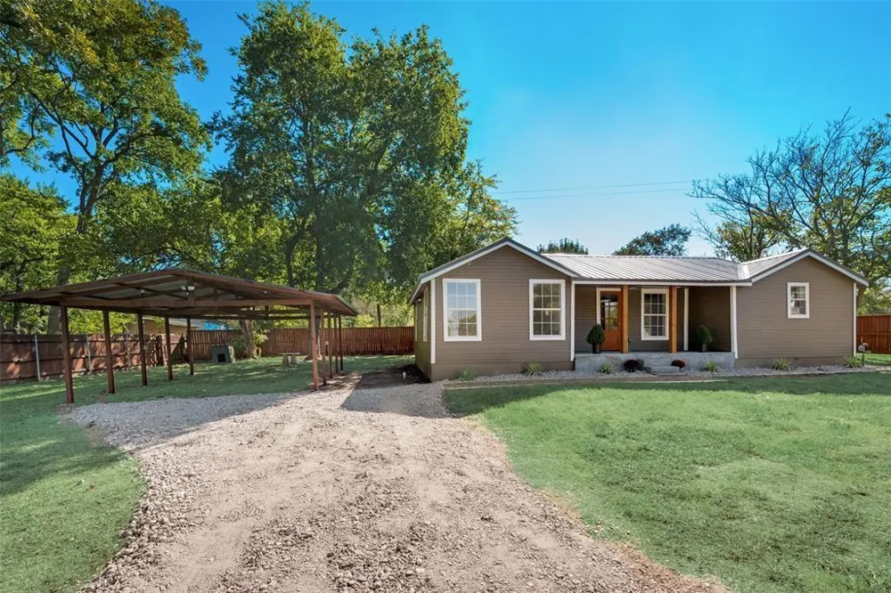 314 Avenue D Point, TX 75472