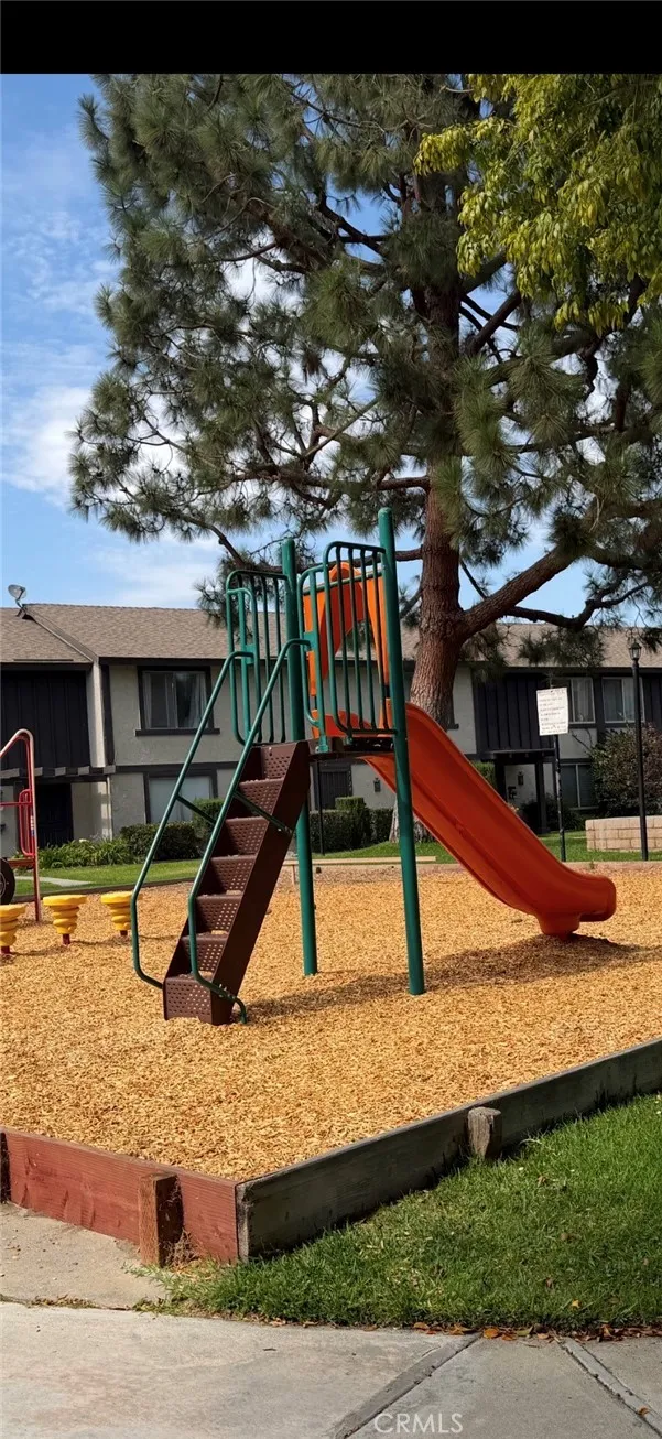 11209 Lambert Stanton, CA 90680