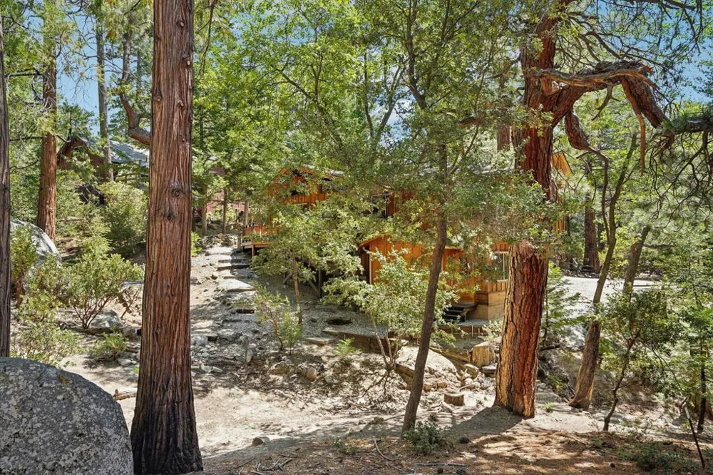 25425 Skyline Way Idyllwild, CA 92549