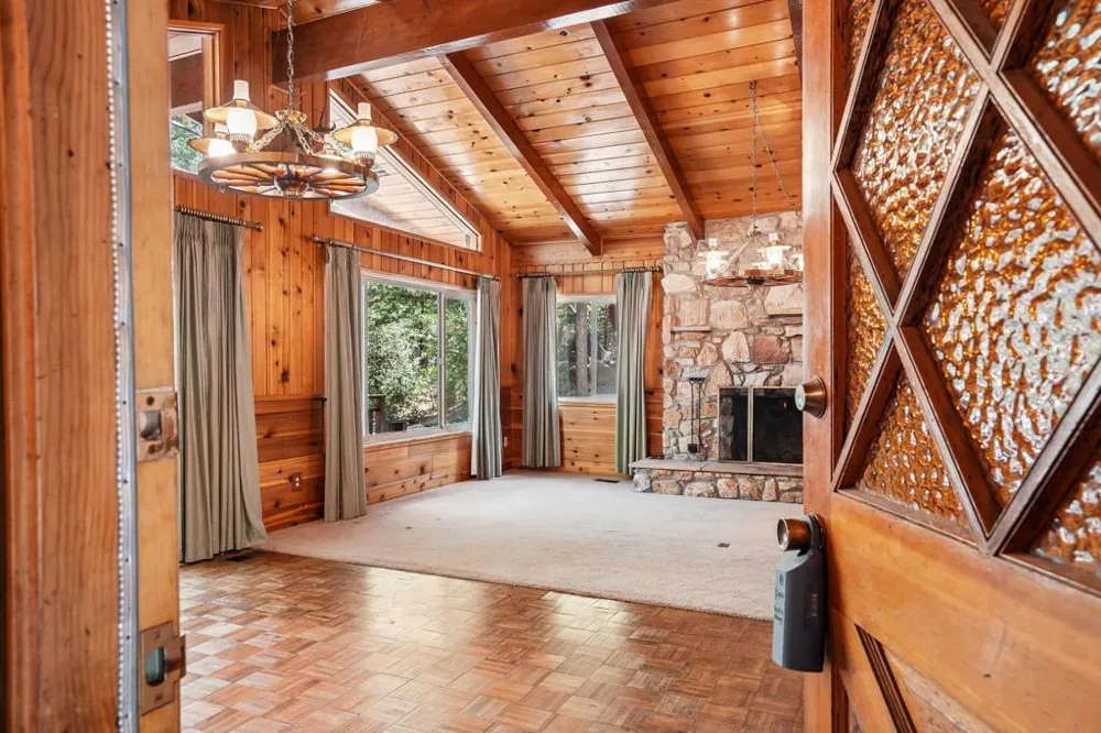 25425 Skyline Way Idyllwild, CA 92549