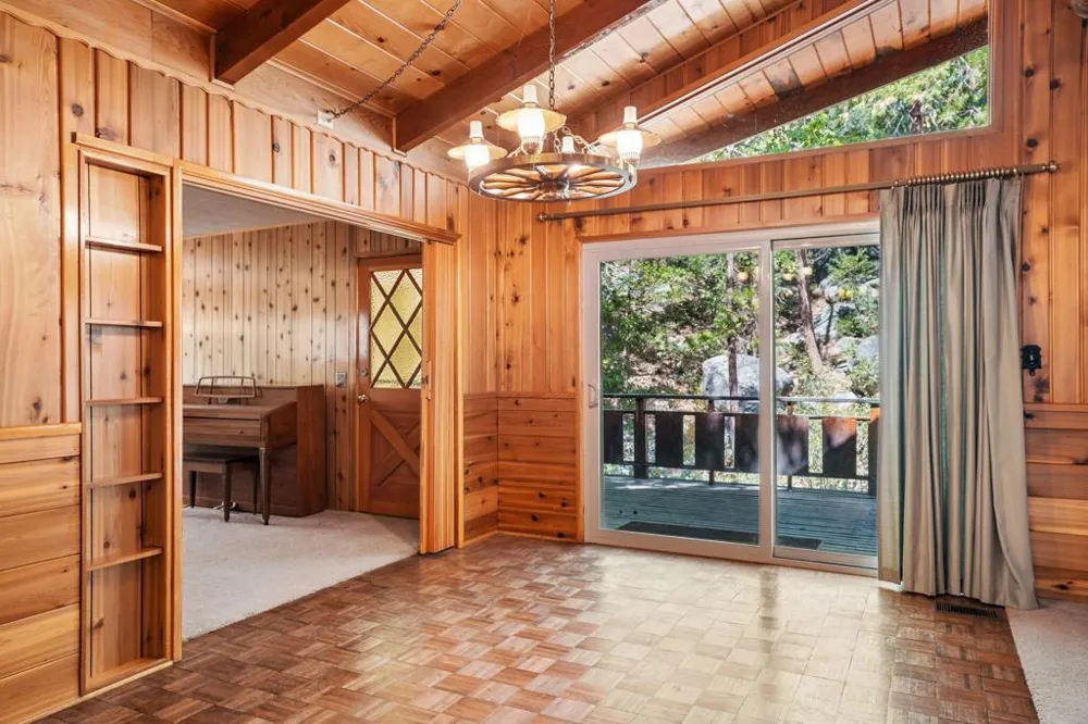 25425 Skyline Way Idyllwild, CA 92549
