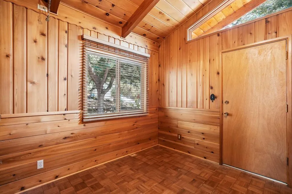 25425 Skyline Way Idyllwild, CA 92549