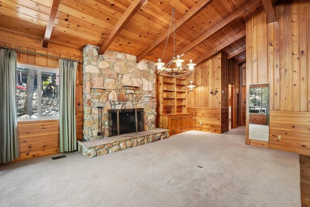 25425 Skyline Way Idyllwild, CA 92549