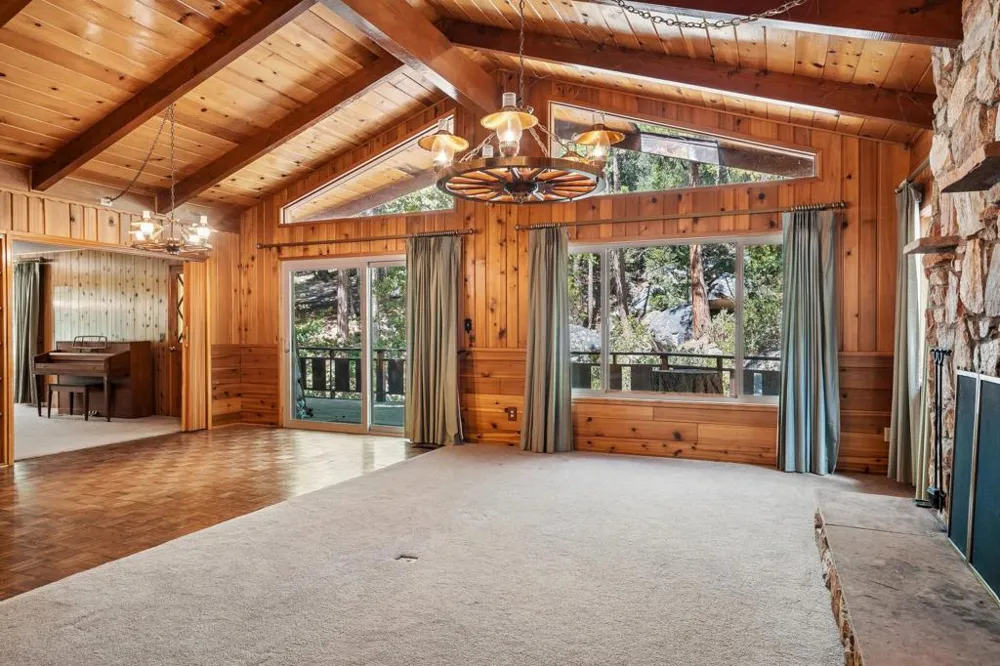 25425 Skyline Way Idyllwild, CA 92549