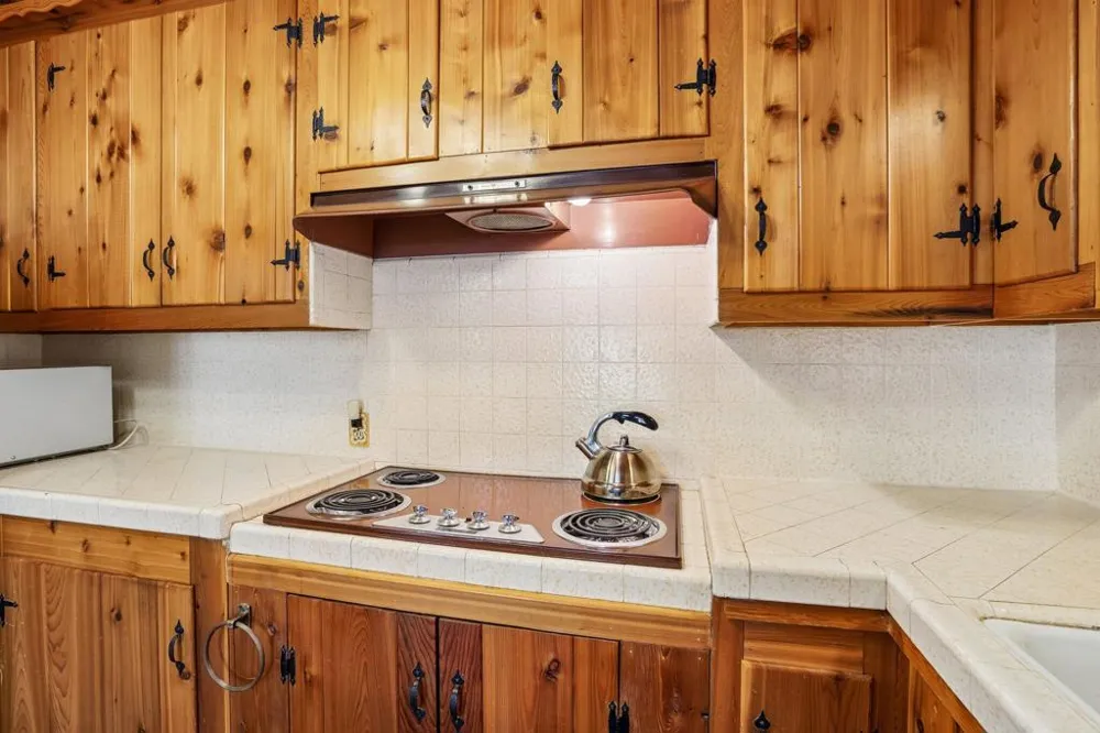 25425 Skyline Way Idyllwild, CA 92549