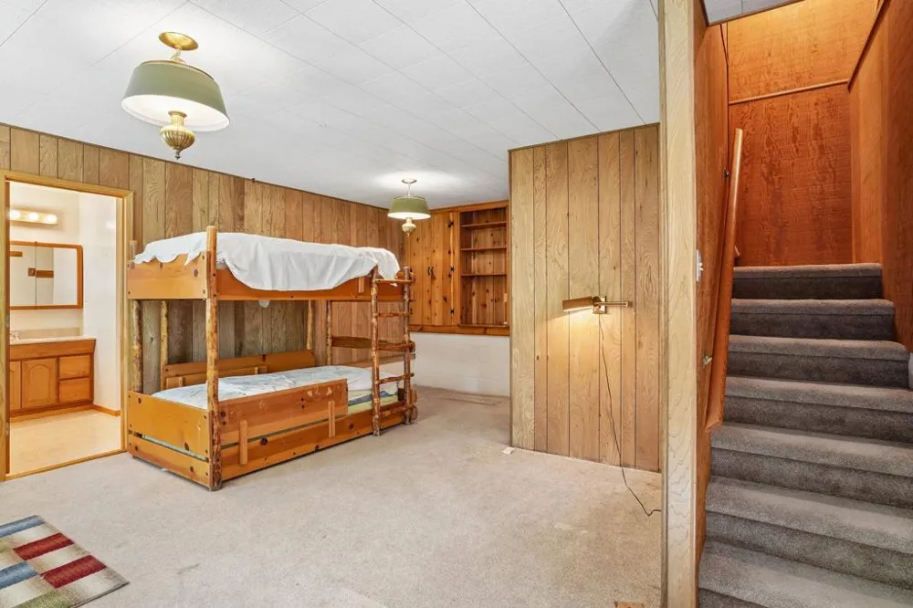 25425 Skyline Way Idyllwild, CA 92549
