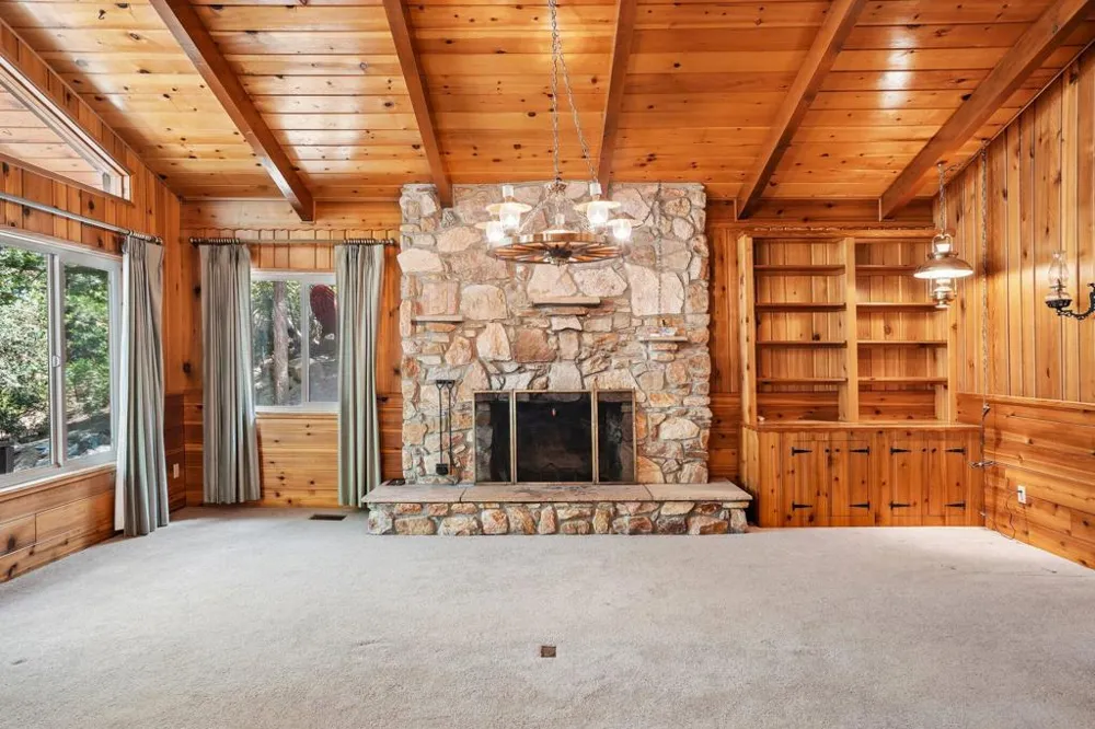 25425 Skyline Way Idyllwild, CA 92549