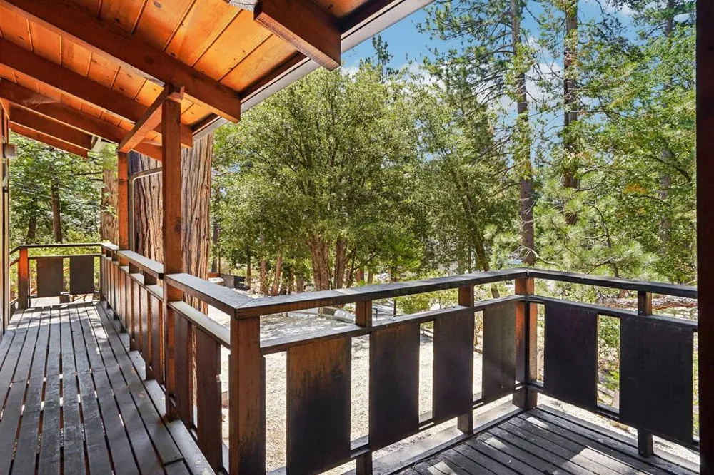 25425 Skyline Way Idyllwild, CA 92549