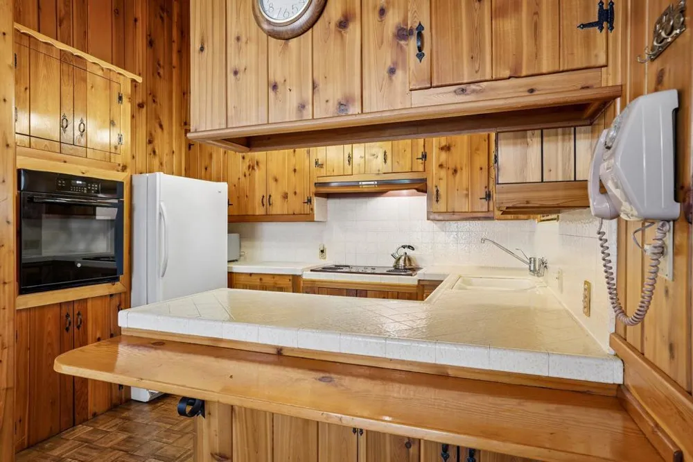 25425 Skyline Way Idyllwild, CA 92549