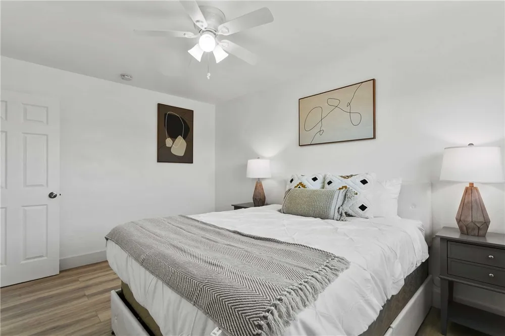 24282 Sunnybrook Circle Lake Forest, CA 92630