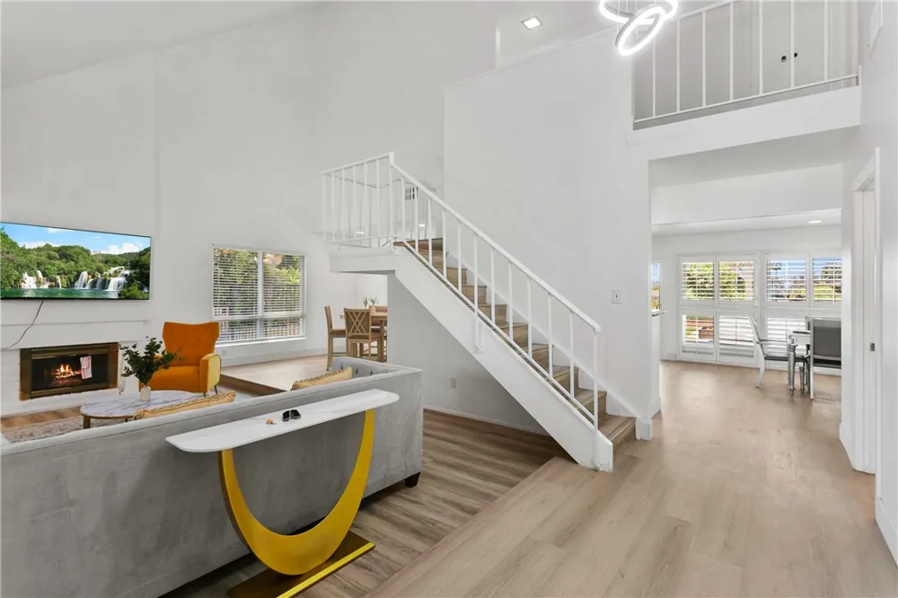 24282 Sunnybrook Circle Lake Forest, CA 92630