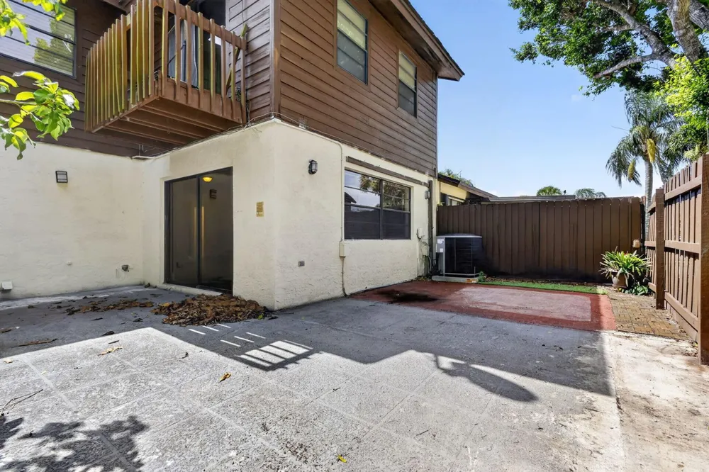 4397 Rende Lane Lake Worth, FL 33461