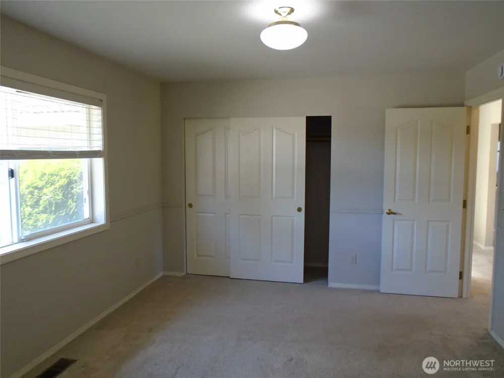 145 Emerald Drive Sequim, WA 98382