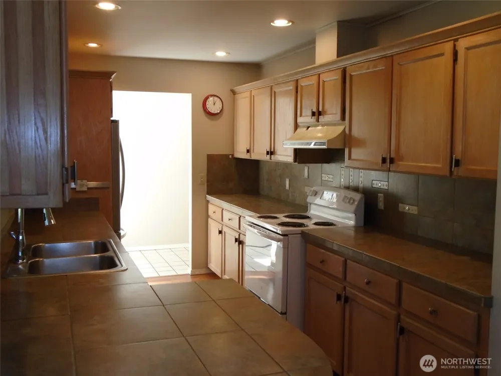 145 Emerald Drive Sequim, WA 98382