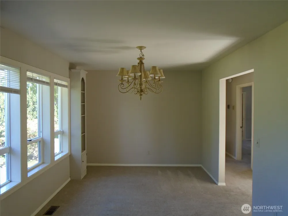 145 Emerald Drive Sequim, WA 98382