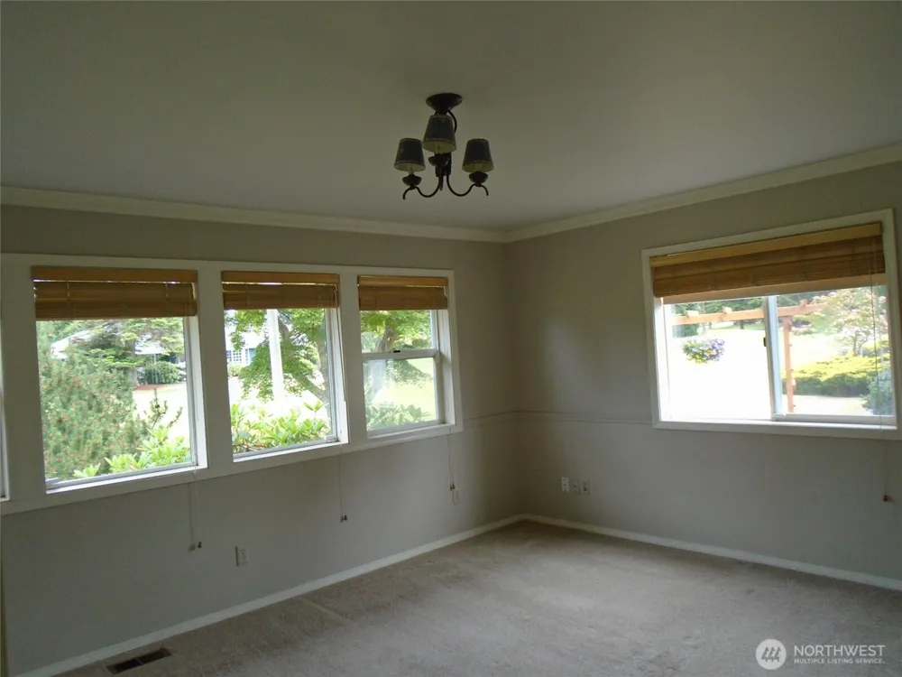 145 Emerald Drive Sequim, WA 98382