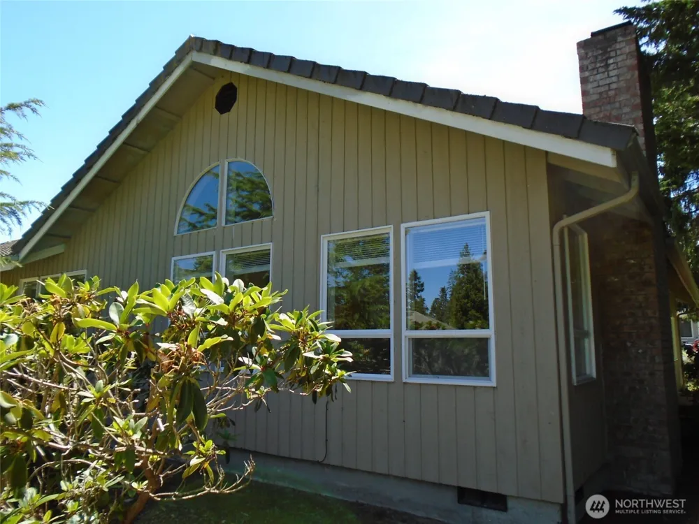 145 Emerald Drive Sequim, WA 98382