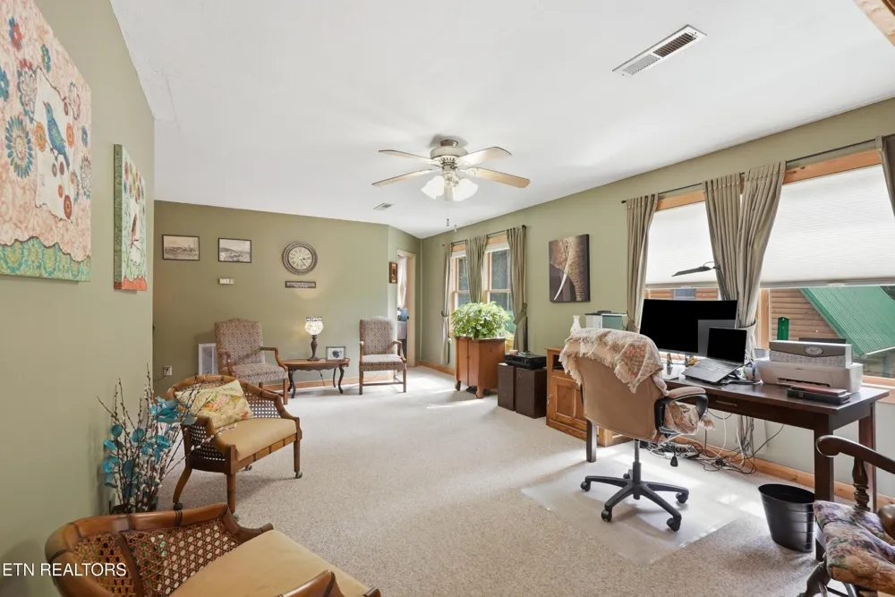 246 Cross Drive Monterey, TN 38574