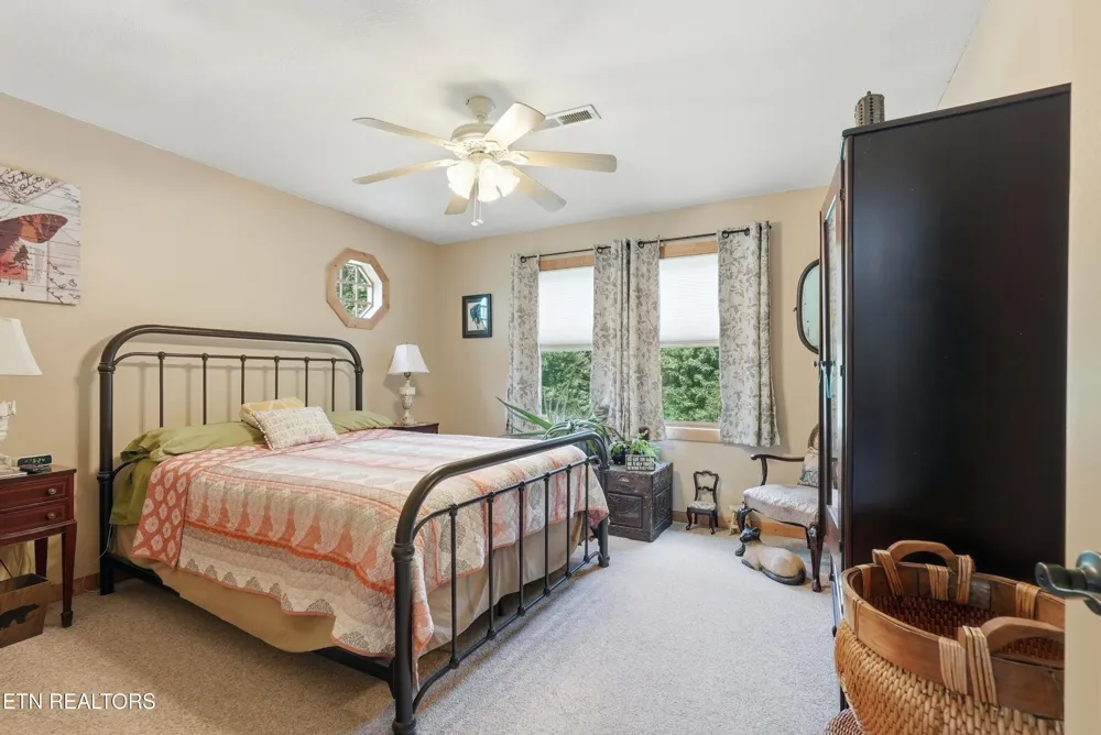 246 Cross Drive Monterey, TN 38574
