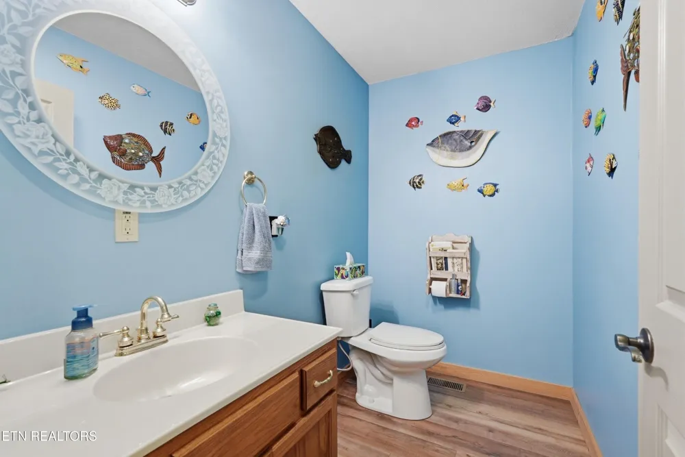 246 Cross Drive Monterey, TN 38574