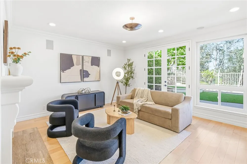 29572 Michelis Laguna Niguel, CA 92677