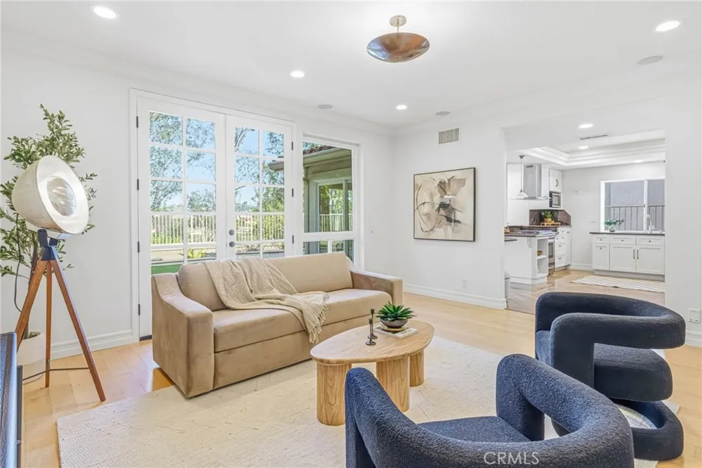 29572 Michelis Laguna Niguel, CA 92677