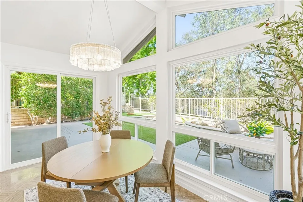 29572 Michelis Laguna Niguel, CA 92677