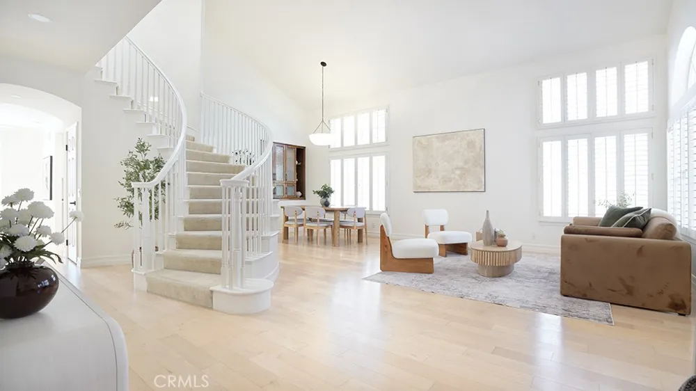 29572 Michelis Laguna Niguel, CA 92677